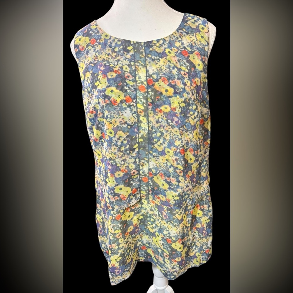 CAbi watercolor floral sleeveless tiered top Size Small